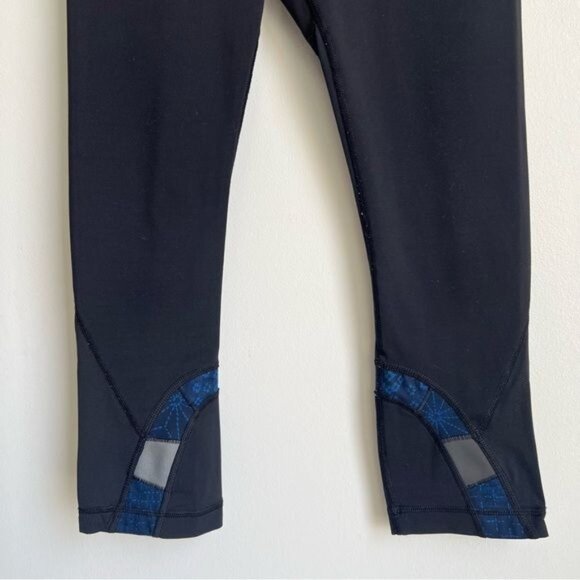 Lululemon Run: Inspire Crop II *Sashiko - 4 - Picture 6 of 9